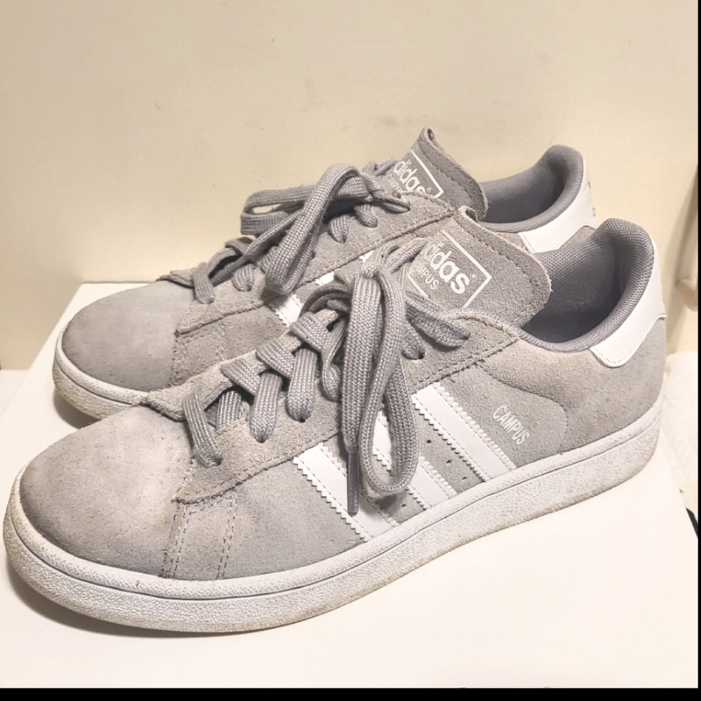 Adidas "Campus" Taupe Suede 3 Iconic White Stripes Sneakers Womens 8.5 Mens 6.5
